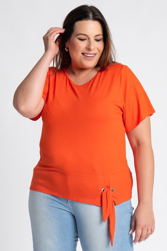 Blusa Feminina Plus Size Visco Detalhe Amarração Ilhós - Cereja Rosa