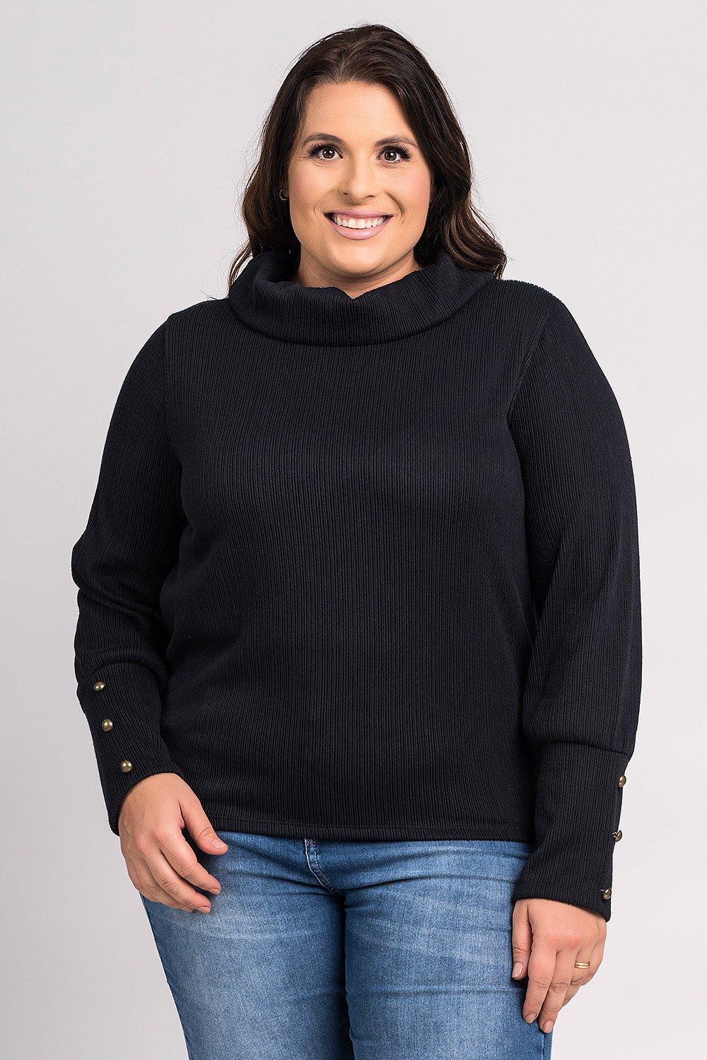 Blusa Feminina Plus Size Gola Alta Aplique Botões Fake Punhos