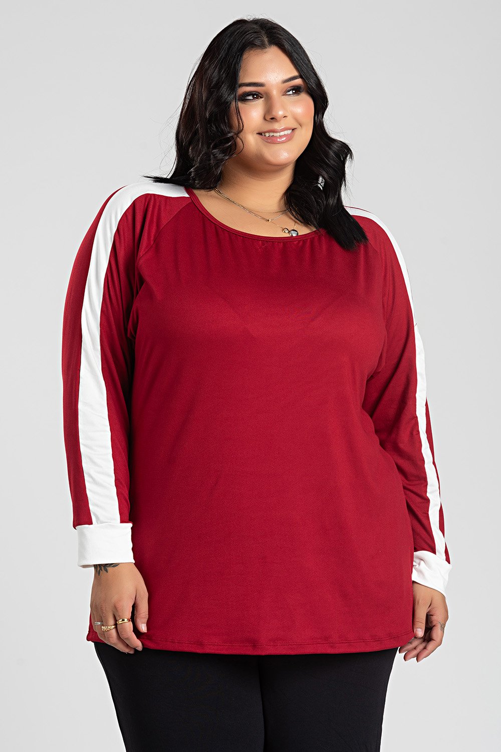 Blusa Feminina Plus Size Malha Suede Mangas Morcego - Serena