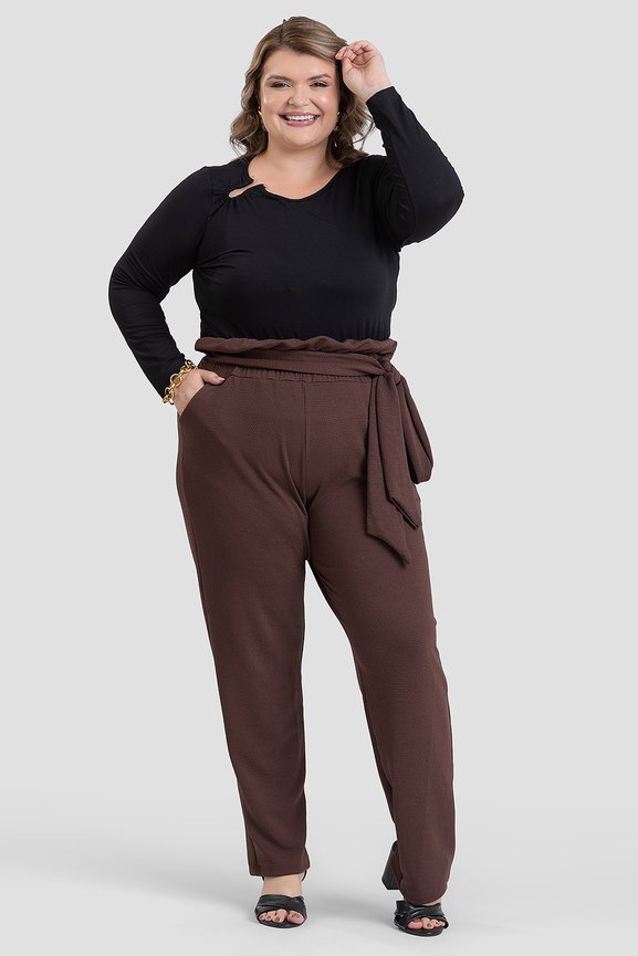 Calça Feminina Plus Size C/ Bolso E Amarração No Cós - Serena Marrom